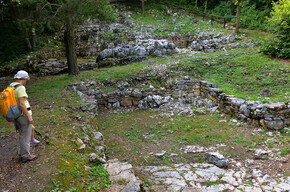 Archäologische Ausgrabungen Doss Castel