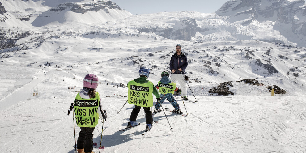 Madonna di Campiglio - Maestro di sci con bambini

